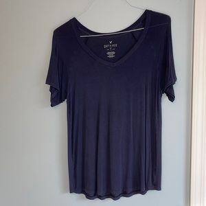 Navy blue V-neck tee from American Eagle